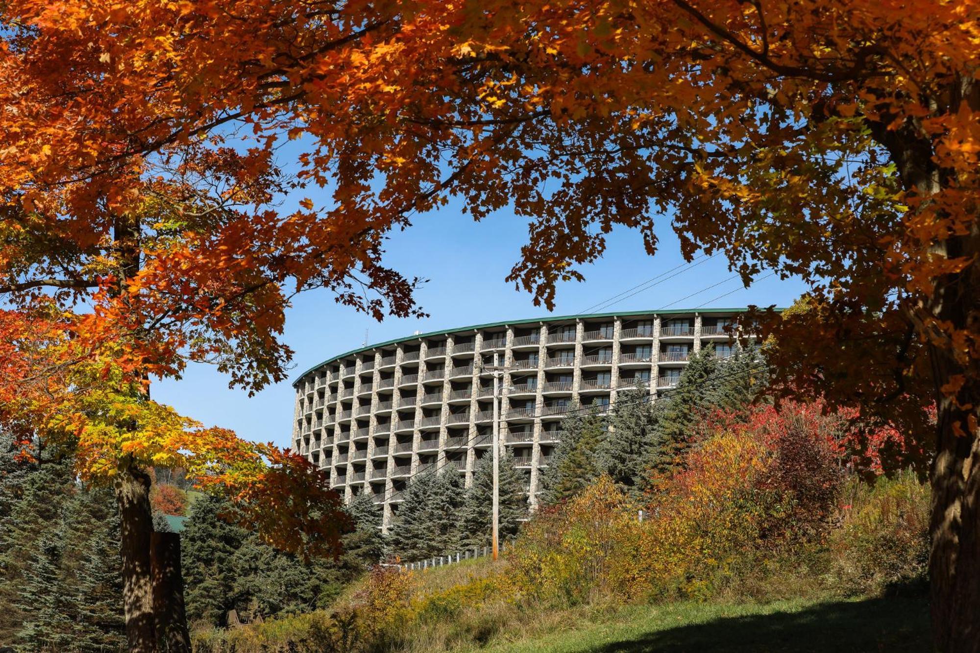 Slopeside Hotel By Seven Springs Resort Champion Extérieur photo